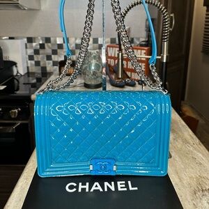 Chanel Boy Flap Bag Quilted Plexiglass Patent New Medium Blue